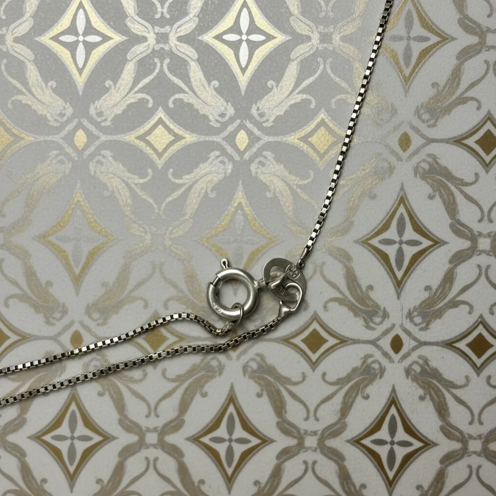 925 stamp necklace with emerald cut cz diamond 1.4 carats .​ - Picture 3 of 4